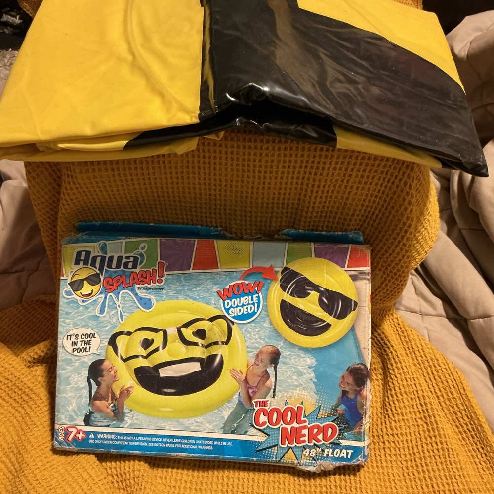 Aqua Splash Emoji Pool Float